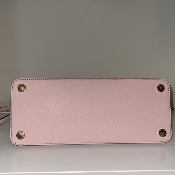 MAKE AN OFFER | Michael Kors Baby Pink Large Emmy Dome Purse/Satchel 💗 - Picture 12 of 16